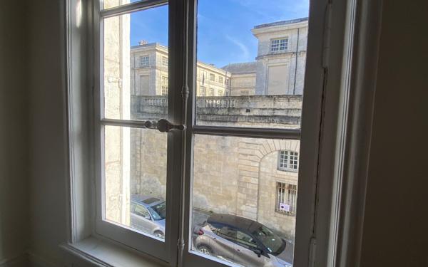 Appartement à vendre    5 pièces • 210 m2 La Rochelle