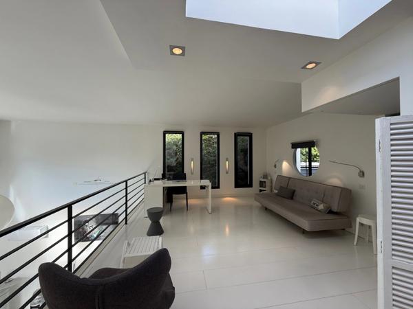 Maison contemporaine à vendre à SAINT RAPHAEL (83)