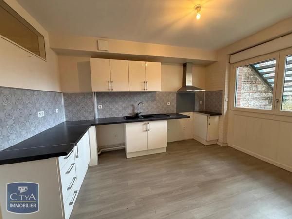 Appartement à louer 4 pièces 116m² Arras (62000)