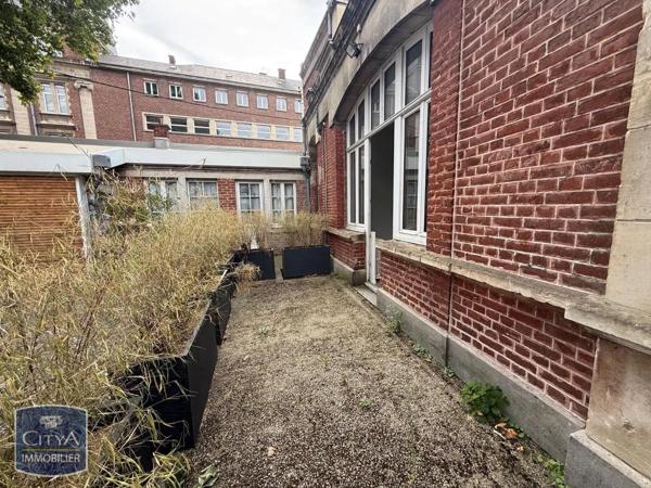 Appartement à louer 4 pièces 116m² Arras (62000)