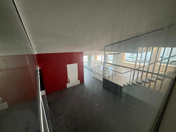 Rare Marché Central - Local commercial à louer - Royan