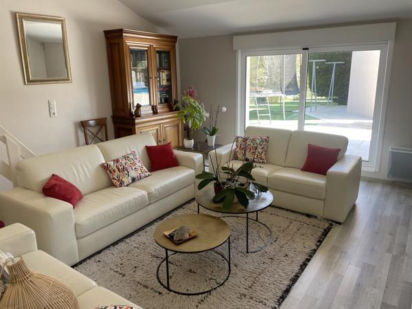 Poitiers (86000) MIGNE-AUXANCES Maison Contemporaine 5 Chambres avec Piscine et Grand Jardin arboré !