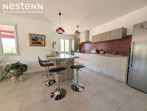 Maison de plain-pied, 5 pièces 135 m2