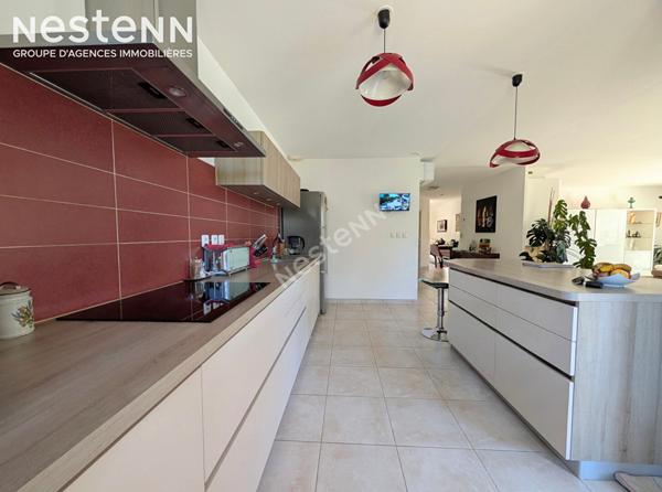 Maison de plain-pied, 5 pièces 135 m2