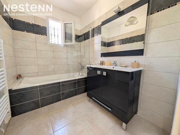 Maison de plain-pied, 5 pièces 135 m2