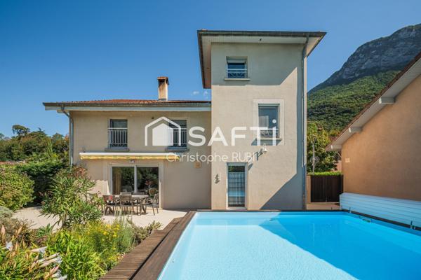 Maison - 7 pièces - 165 m²