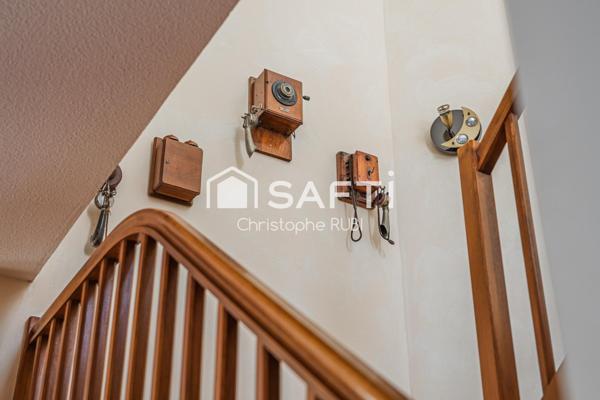 Maison - 7 pièces - 165 m²