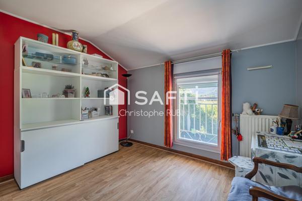 Maison - 7 pièces - 165 m²