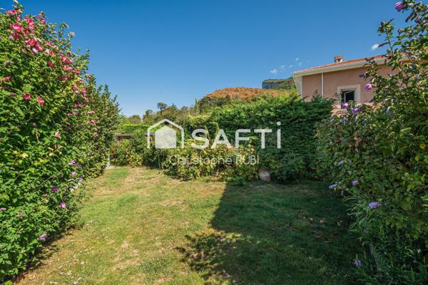 Maison - 7 pièces - 165 m²