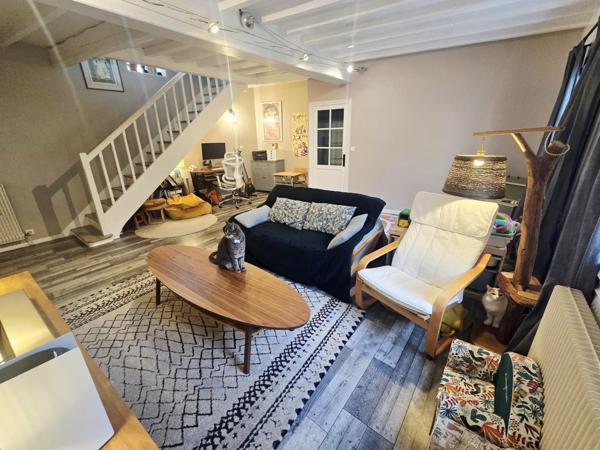 MAISON FAMILIALE DE CHARME 145 m² AVEC PISCINE