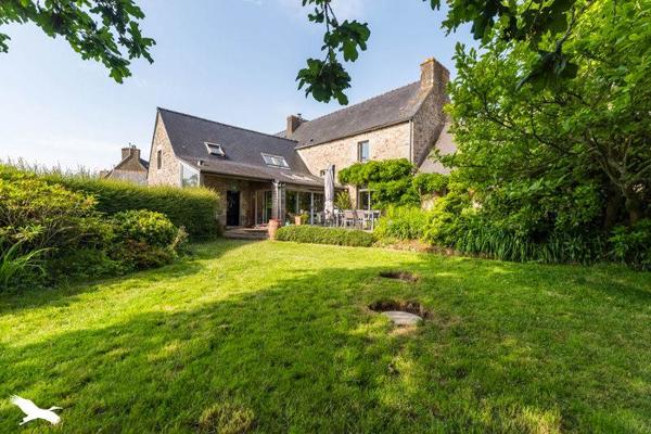 Maison à vendre |  Ploumilliau |  9 pièces | 193 m²