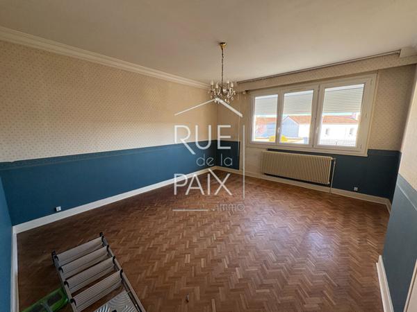 86200 LOUDUN Maison Loudun 6 pièce(s)