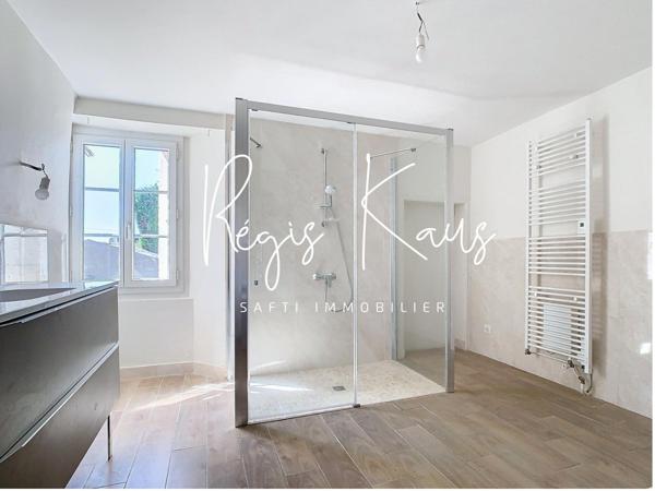 Maison bourgeoise entièrement rénovée hyper centre de Luçon