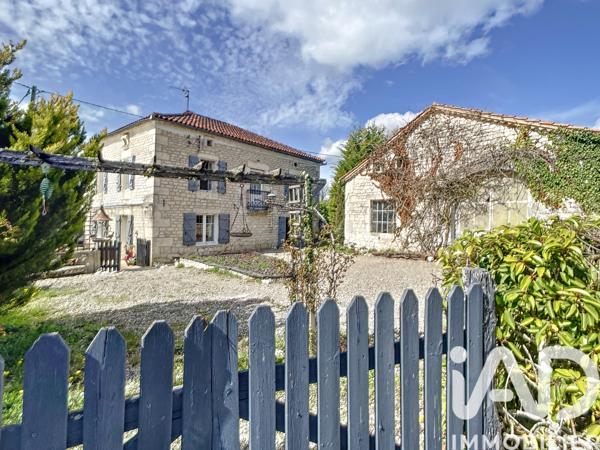 Maison à vendre 6 pièces 134,62 m² Montaigu-de-Quercy