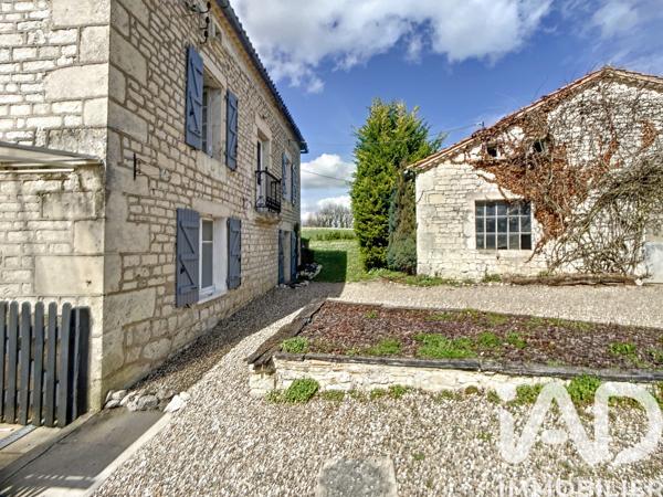 Maison à vendre 6 pièces 134,62 m² Montaigu-de-Quercy