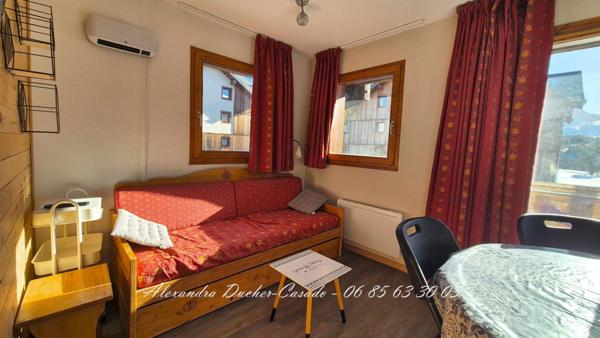 T2 CABINE + CASIER A SKIS + CAVE