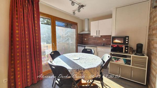 T2 CABINE + CASIER A SKIS + CAVE