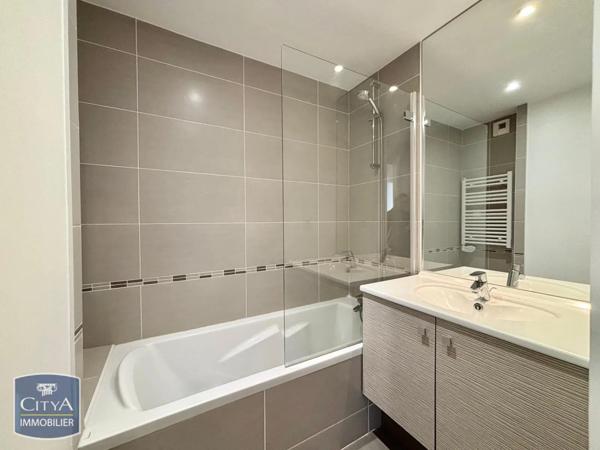 Appartement à louer 2 pièces 46.12m²