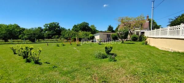Vente
                Maison98,35 m² - 5 Pièces -
                    CHAMPVOUX (58400)