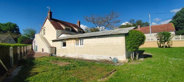 Vente
                Maison98,35 m² - 5 Pièces -
                    CHAMPVOUX (58400)