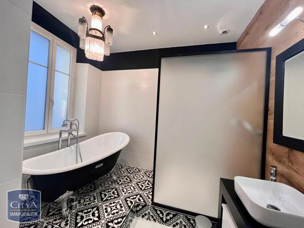 Maison à louer 4 pièces 94.1m² Carcassonne (11000)