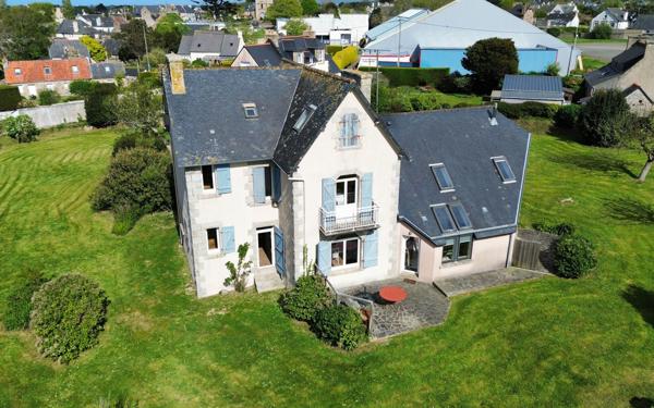 Maison à vendre    6 pièces •  Trébeurden