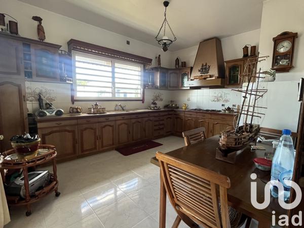 Maison à vendre 4 pièces 183 m² Saint-Paul