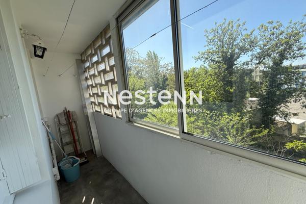 VENISSIEUX - APPARTEMENT - T4 - 74M² - BALCON - RANGEMENTS - COMMERCES - ECOLES - COLLEGES - TRAMWAY - BUS - GARE - COMPLEXES SPORTIFS - PROCHE AXES ROUTIERS - RESIDENCE SECURISEE - VUE DEGAGEE - PROXIMITE ECOLES COLLEGES - BUS