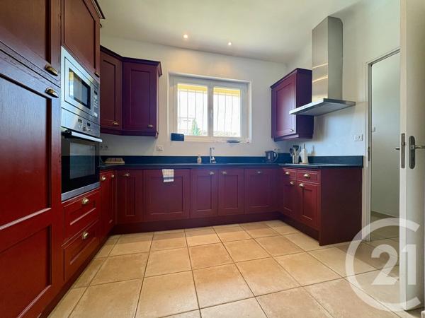 Maison à vendre  7 pièces - 160 m 2   SIX FOURS LES PLAGES  - 83