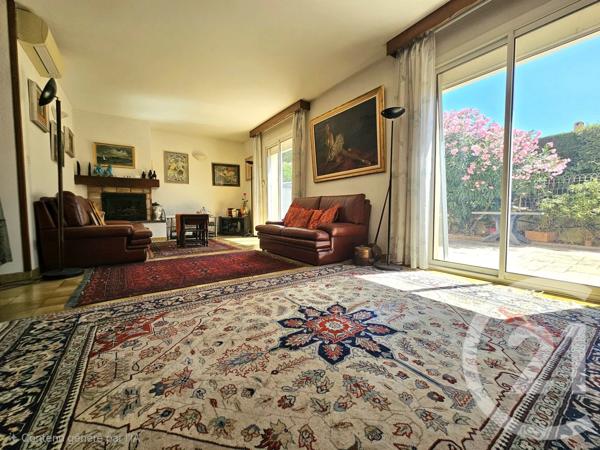 Maison à vendre  7 pièces - 160 m 2   SIX FOURS LES PLAGES  - 83