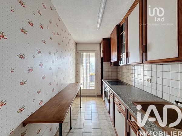 Location appartement 3 pièces 66 m² Port-de-Bouc