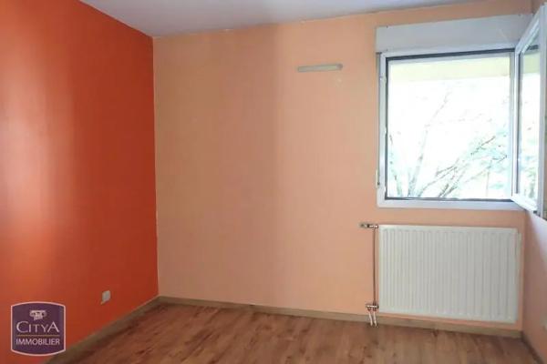 Appartement à louer 3 pièces 66.25m² Chambéry (73000)