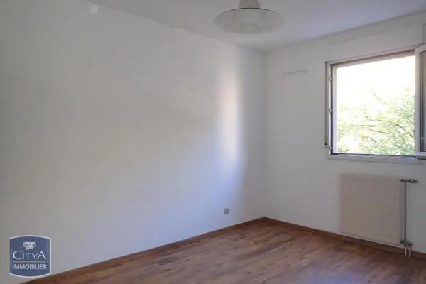 Appartement à louer 3 pièces 66.25m² Chambéry (73000)