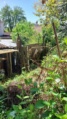 Bien chaleureux et de caractère proche gare
