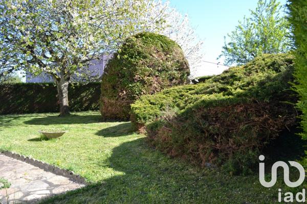 Maison traditionnelle 6 pièces de 143 m² à Panazol (87350)