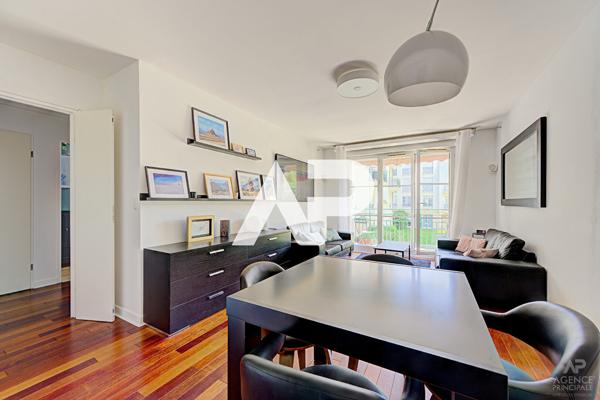 Appartement Rueil Malmaison 3 pièce(s) 82.49 m2 485 000 € **  - Référence  19883