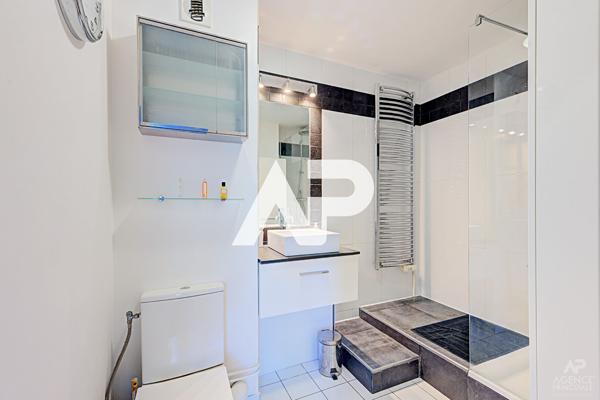 Appartement Rueil Malmaison 3 pièce(s) 82.49 m2 485 000 € **  - Référence  19883