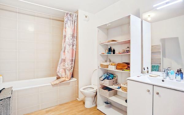 Appartement à vendre    2 pièces • 40,80 m2 Rezé