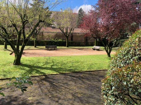 Appartement · Location Caluire (69300) 2 pièces · 54m²