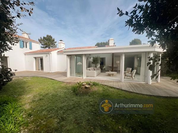 Vente Maison 8 pièces 172 m2 à Saint-Jean-de-Monts