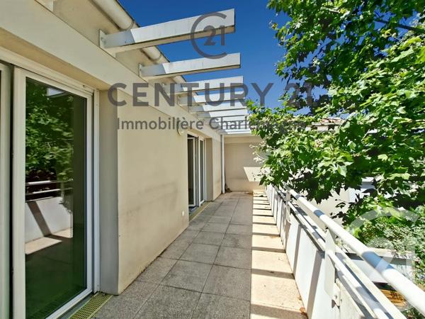 Appartement T2 à vendre  2 pièces - 35,75 m 2   MARSEILLE  - 13011