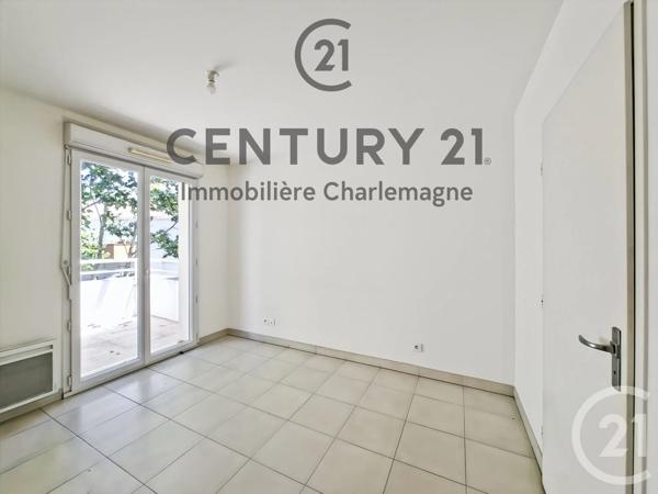 Appartement T2 à vendre  2 pièces - 35,75 m 2   MARSEILLE  - 13011