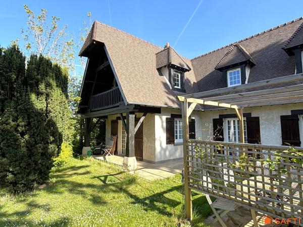 Maison familiale proche de la gare et des commerces