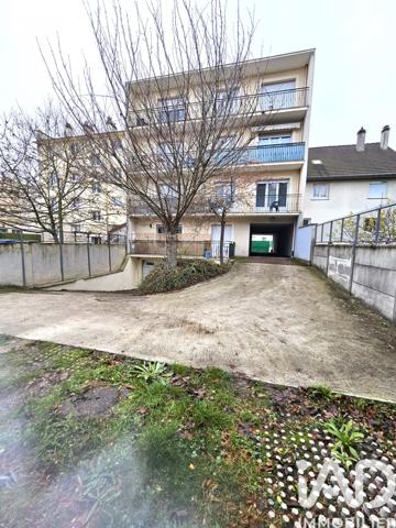 Immeuble à vendre 477 m² Chelles