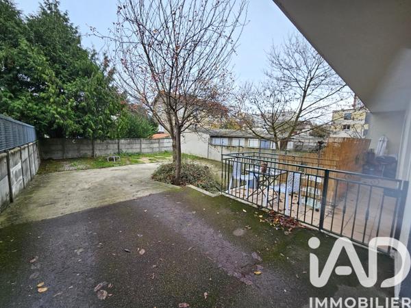 Immeuble à vendre 477 m² Chelles