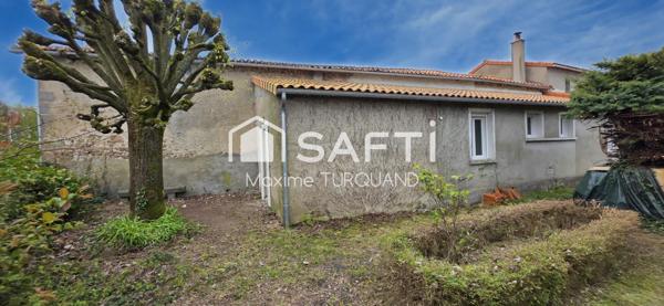 Maison 131 m² + Grange Vendéenne 400m², 4200m² de terrain.