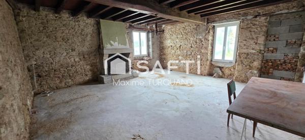 Maison 131 m² + Grange Vendéenne 400m², 4200m² de terrain.