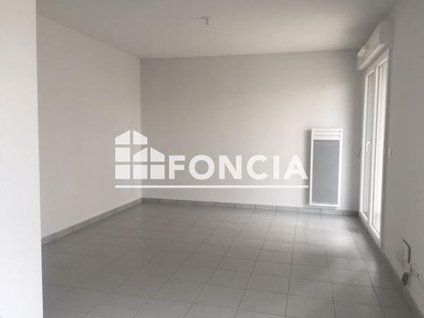 Location Appartement 2 pièces 42.57 m² - 56 ALLEE ROBERT JONDET Roquebrune Sur Argens 83520