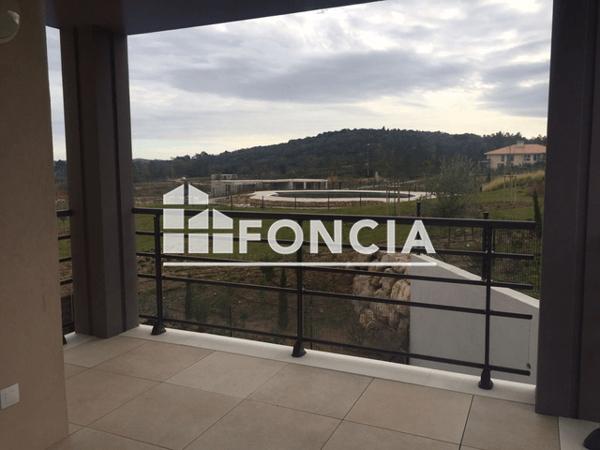 Location Appartement 2 pièces 42.57 m² - 56 ALLEE ROBERT JONDET Roquebrune Sur Argens 83520