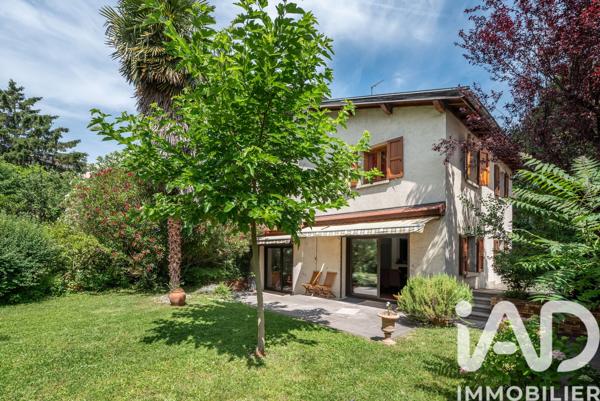 Maison à vendre 5 pièces 165 m² Grenoble